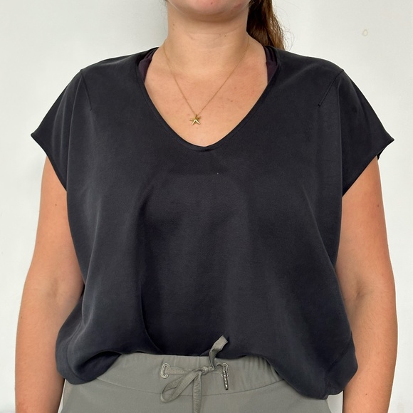 lululemon athletica Tops - Lululemon Women's Work Blouse